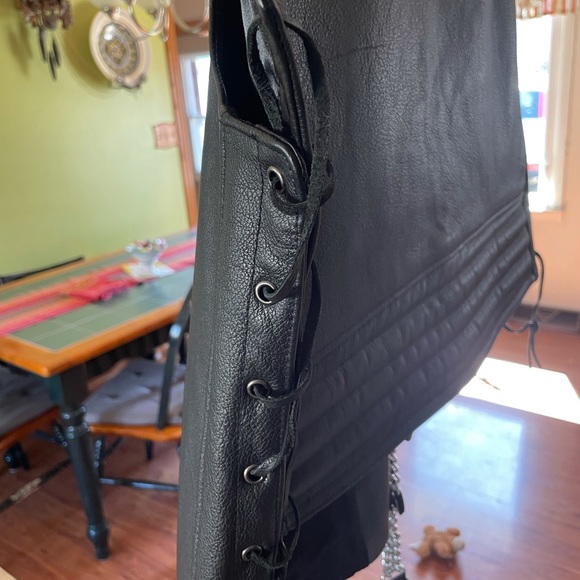 Leather vest made in USA - Picture 2 of 3